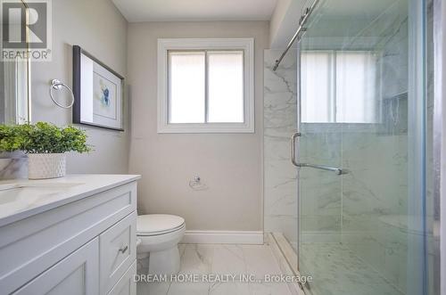 1323 Shamir Crescent, Mississauga, ON - Indoor Photo Showing Bathroom