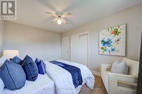 1323 Shamir Crescent, Mississauga, ON - Indoor Photo Showing Bedroom