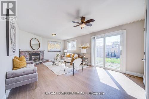 1323 Shamir Crescent, Mississauga, ON - Indoor Photo Showing Living Room With Fireplace
