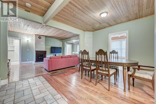 2174 New Street, Burlington, ON - Indoor Photo Showing Dining Room