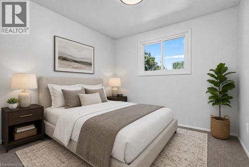 100 Quigley Road Unit# 85, Hamilton, ON - Indoor Photo Showing Bedroom