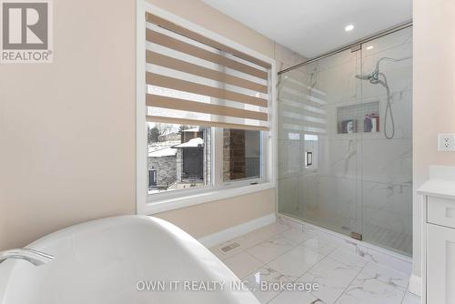 23 Yarl Place, Guelph/Eramosa, ON - Indoor Photo Showing Bathroom