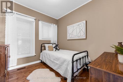 50 Strathcona Avenue, Brantford, ON - Indoor Photo Showing Bedroom