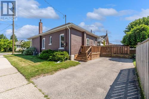 50 Strathcona Avenue, Brantford, ON - Outdoor