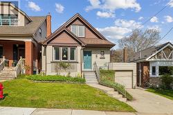 32 MILES COURT  Hamilton, ON L8P 4G6