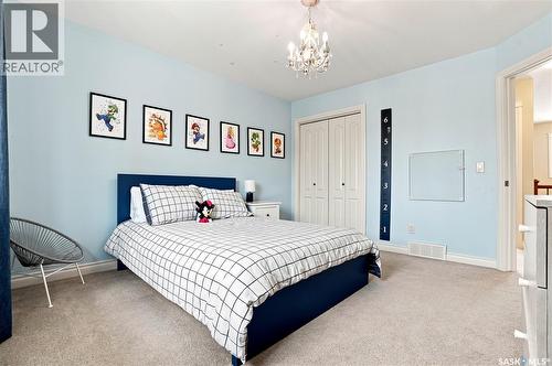 718 Brookhurst Lane, Saskatoon, SK - Indoor Photo Showing Bedroom