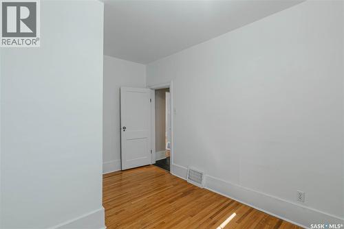 903 10Th Street E, Saskatoon, SK - Indoor Photo Showing Other Room