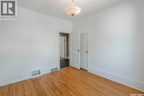 903 10Th Street E, Saskatoon, SK - Indoor Photo Showing Other Room