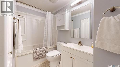 2700 Mcara Street, Regina, SK - Indoor Photo Showing Bathroom