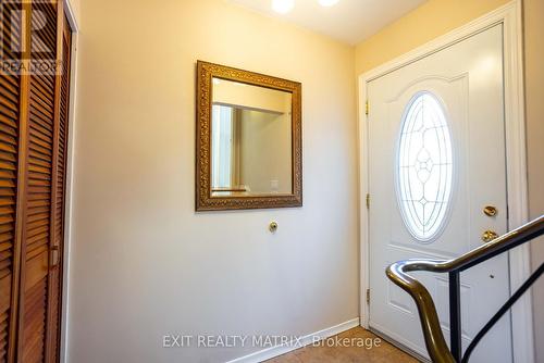 2064 St Laurent Boulevard, Ottawa, ON - Indoor Photo Showing Other Room