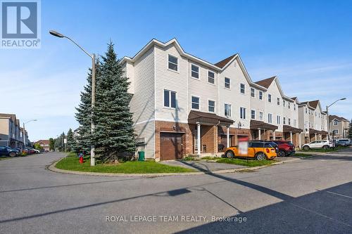 566 Simran Private, Ottawa, ON - Outdoor With Facade