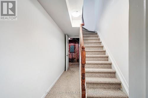 566 Simran Private, Ottawa, ON - Indoor Photo Showing Other Room