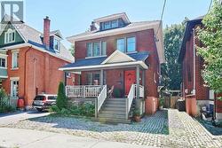 290 FLORA STREET  Ottawa, ON K1R 5S3