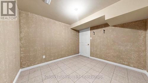 5661 Volpe Avenue, Mississauga, ON - Indoor Photo Showing Other Room
