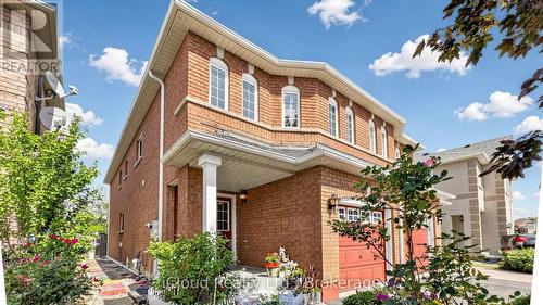 5661 Volpe Avenue, Mississauga, ON - Outdoor
