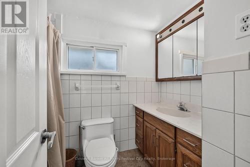 31 Salkeld Street, Central Huron (Goderich), ON - Indoor Photo Showing Bathroom