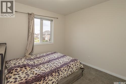483 Coad Manor, Saskatoon, SK - Indoor Photo Showing Bedroom