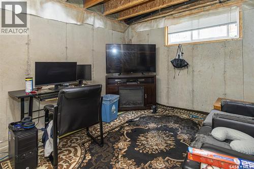 483 Coad Manor, Saskatoon, SK - Indoor Photo Showing Basement