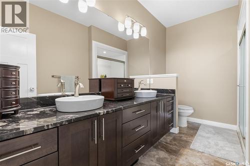 6024 Little Pine Loop, Regina, SK - Indoor Photo Showing Bathroom