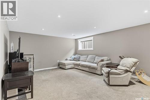 6024 Little Pine Loop, Regina, SK - Indoor