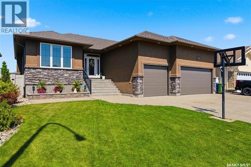 6024 Little Pine Loop, Regina, SK - Outdoor