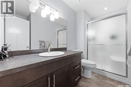 6024 Little Pine Loop, Regina, SK - Indoor Photo Showing Bathroom