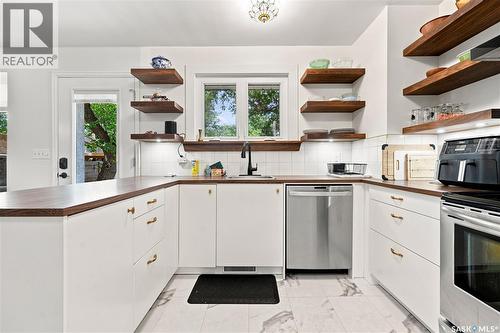 2848 Retallack Street, Regina, SK - Indoor Photo Showing Kitchen