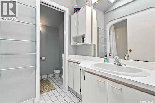 2848 Retallack Street, Regina, SK - Indoor Photo Showing Bathroom