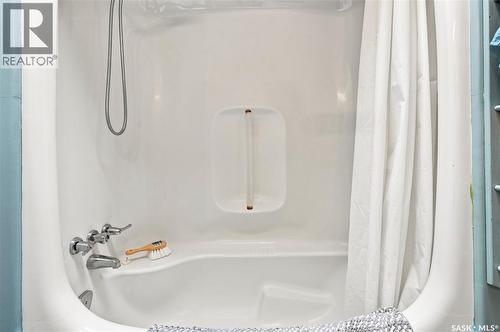 2848 Retallack Street, Regina, SK - Indoor Photo Showing Bathroom
