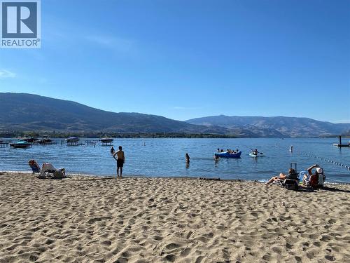 7600 COTTONWOOD Drive Unit# 17  Osoyoos, BC V0H 1V3