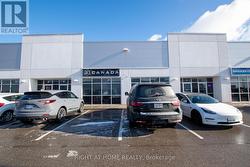 4 & 5 - 38 INNOVATOR AVENUE  Whitchurch-Stouffville, ON L4A 0Y2
