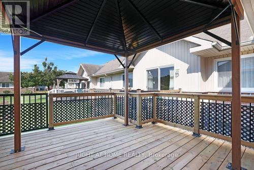 527 Pumpkin Patch Private, Ottawa, ON - Outdoor With Deck Patio Veranda With Exterior