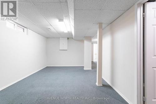 861 Karsh Drive, Ottawa, ON - Indoor