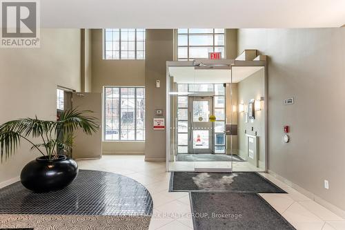 502 - 138 Somerset Street W, Ottawa, ON - Indoor Photo Showing Other Room