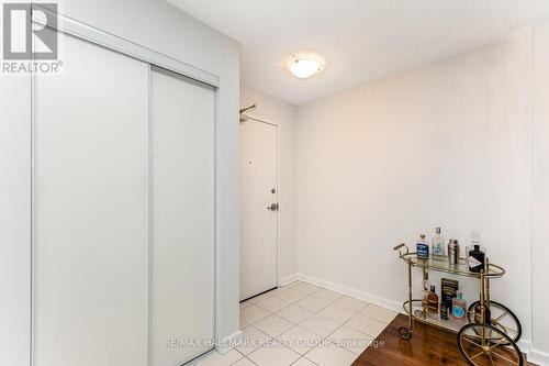 502 - 138 Somerset Street W, Ottawa, ON - Indoor Photo Showing Other Room
