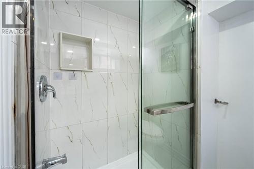 7 Putney Road, Toronto, ON - Indoor Photo Showing Bathroom