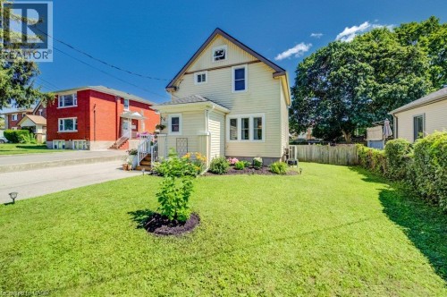 209 Belleview Avenue, Kitchener, ON - Outdoor