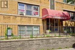 10 - 4 ROBINSON STREET Hamilton, ON L8P 1Y5