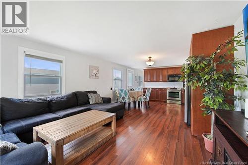 43 Darrell Avenue, Quispamsis, NB - Indoor Photo Showing Living Room