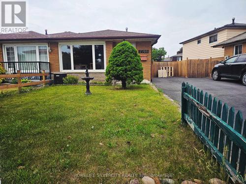 7746 Redstone Road, Mississauga, ON - Outdoor