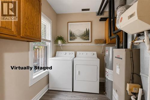 1589 Drouillard, Windsor, ON - Indoor Photo Showing Laundry Room