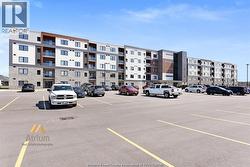 2550 SANDWICH WEST PARKWAY Unit# 211 Lasalle, ON N9H 0N4