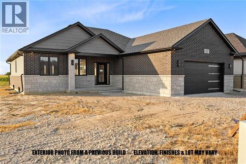 43 Bloomington Way, Chatham, ON - Outdoor