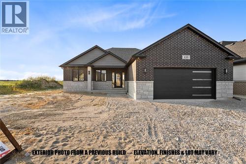 43 Bloomington Way, Chatham, ON - Outdoor