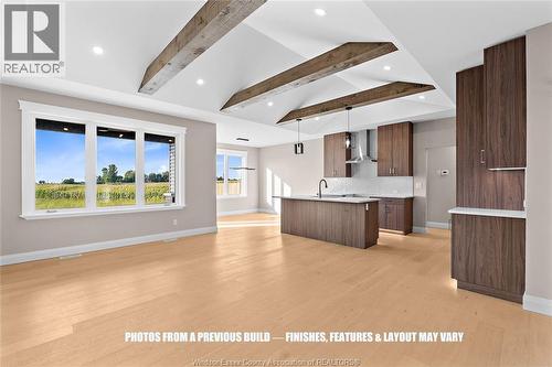 43 Bloomington Way, Chatham, ON - Indoor Photo Showing Other Room