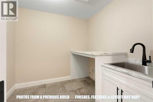 120 Bloomington Way, Chatham, ON - Indoor
