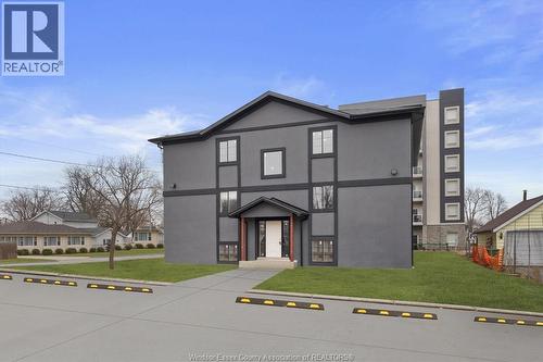 120 CENTRE STREET Unit# 1B , Essex, Ontario N8M 1P9 1