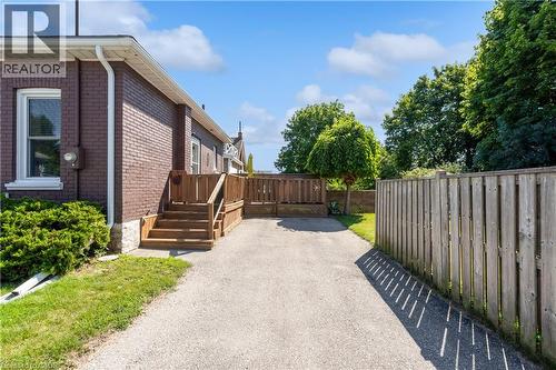 50 Strathcona Avenue, Brantford, ON 