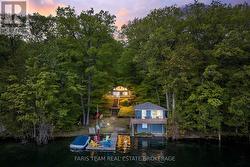 112 FARLAIN LAKE ROAD E  Tiny, ON L9M 0B5