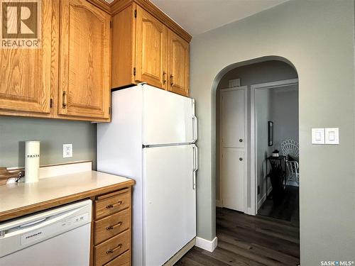 317 108Th Street W, Saskatoon, SK - Indoor Photo Showing Kitchen